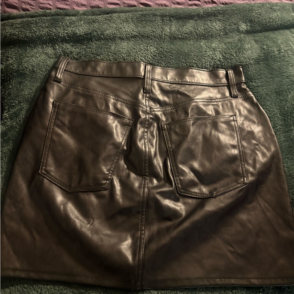 Universal Thread Shiny Black Mini Skirt - image 5